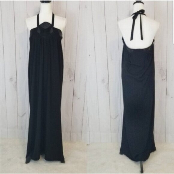 Dresses & Skirts - Black Halter Maxi Dress